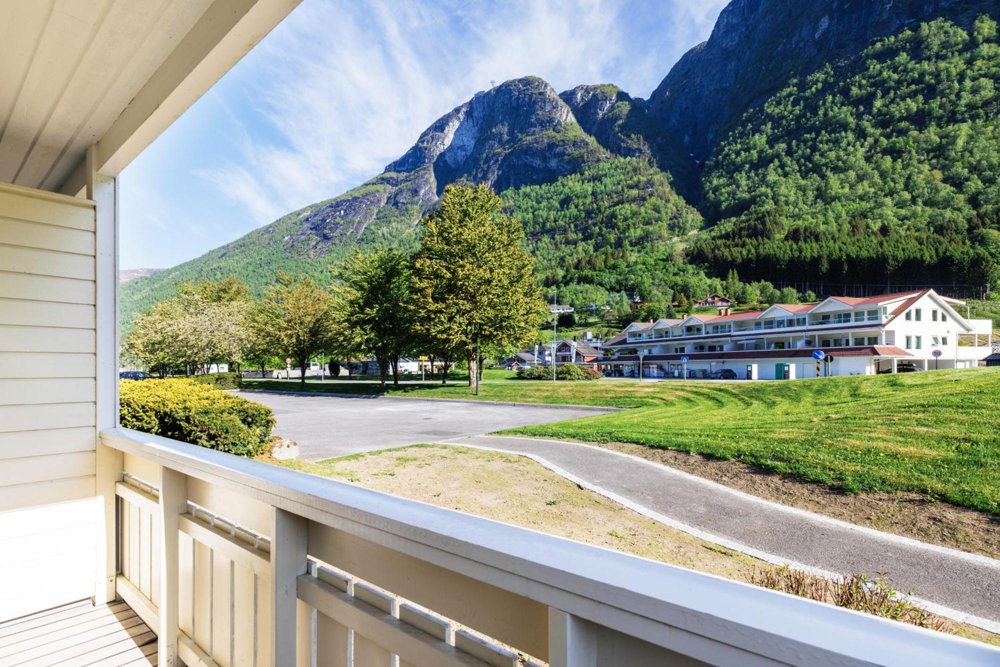 Hotel Loenfjord Loen Εξωτερικό φωτογραφία
