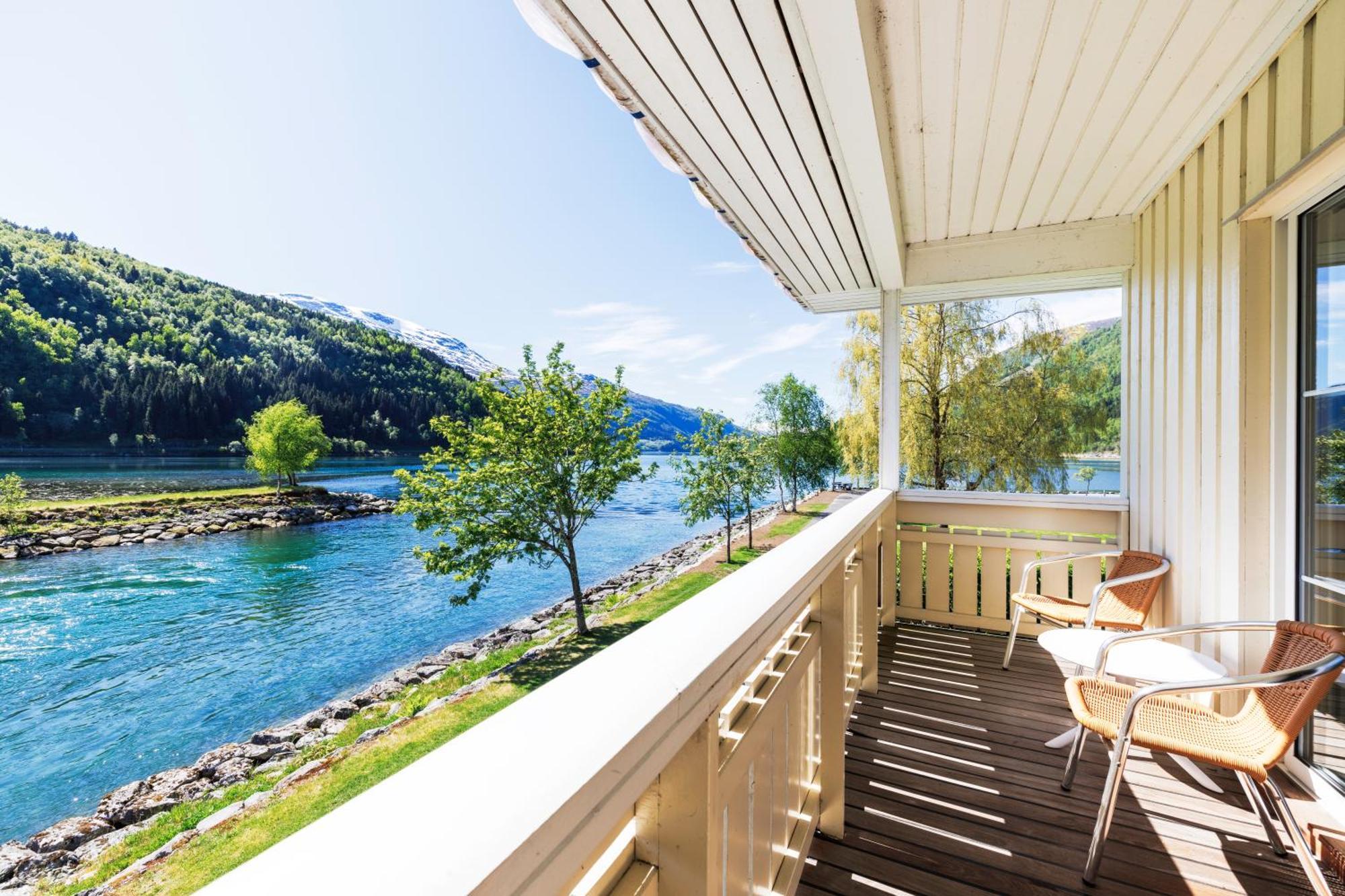 Hotel Loenfjord Loen Εξωτερικό φωτογραφία